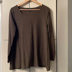 Eileen Fisher, M, khaki green loose cut, wool knit sweater, scoop neck, as new.